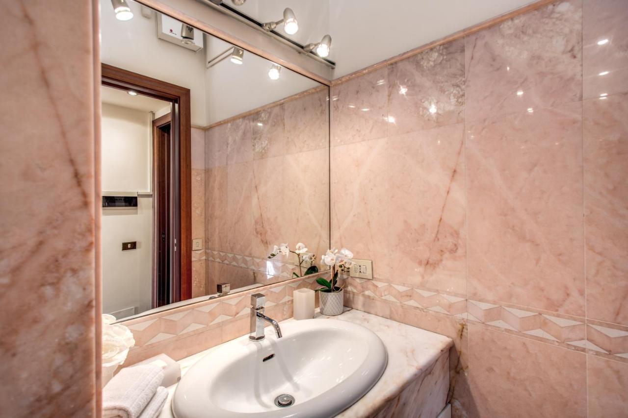 Апартаменты Fresh House Monti Рим Экстерьер фото