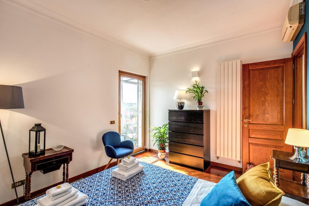 Апартаменты Fresh House Monti Рим Экстерьер фото